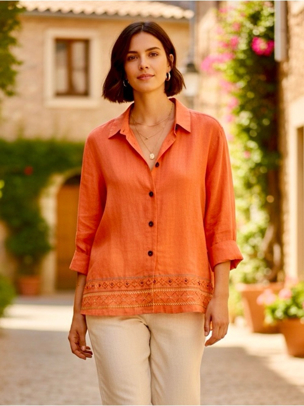 Carol Anderson- VINTAGE Linen Embroidered Blouse - Excellent Condition Size XL